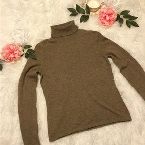 Neiman Marcus Cashmere Collection Brown Sweater